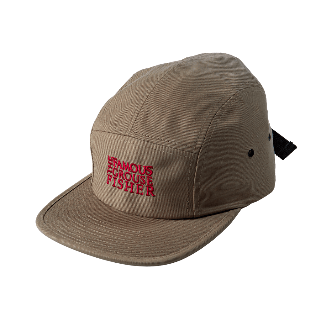 The Famous Grouse Fisher Keps i khaki, rakt framifrån med broderad "The Famous Grouse Fisher"-logga