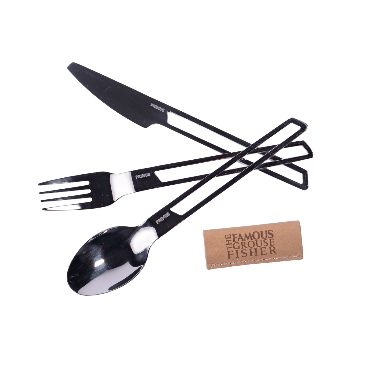 The Famous Grouse, Fisher-kollektionen. Bestick i rostfritt stål: kniv, gaffel och sked i ett läderband med logotyp.